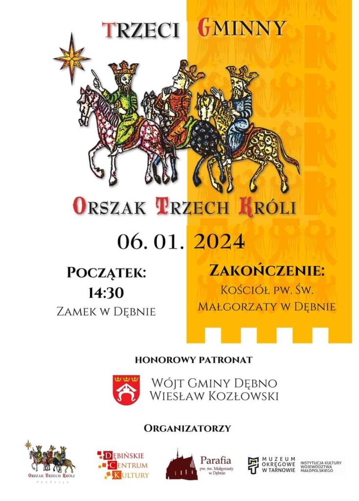 Uczestnicy Orszaku Trzech Króli w strojach, podczas przemarszu w Dębnie