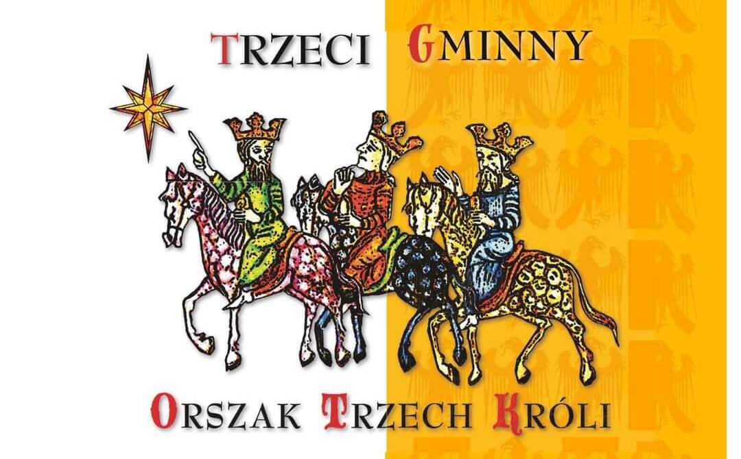 Uczestnicy Trzeciego Gminnego Orszaku Trzech Króli na dziedzińcu Zamku w Dębnie