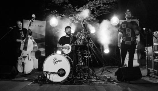 Koncert zespołu Somethingski Trio – Folk żegna lato, folk wita jesień