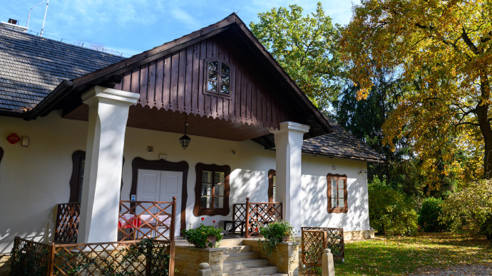 Muzeum Dwór w Dołędze 