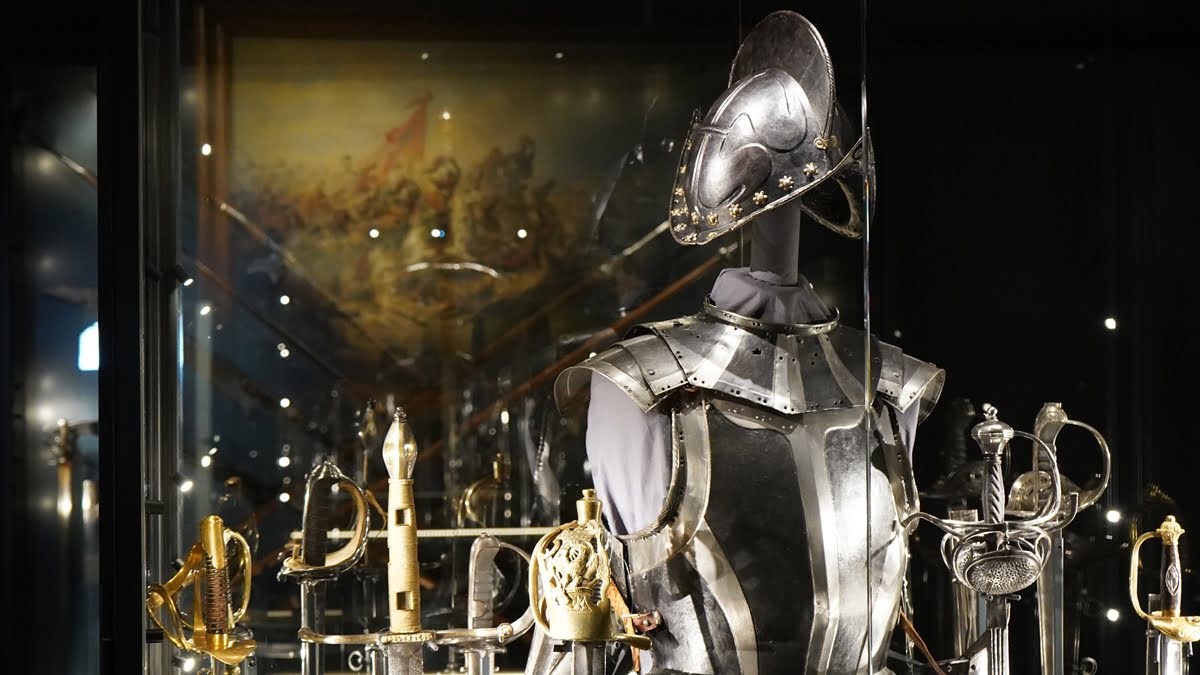 Wystawa broni i uzbrojenia ochronnego w Muzeum Ziemi Tarnowskiej