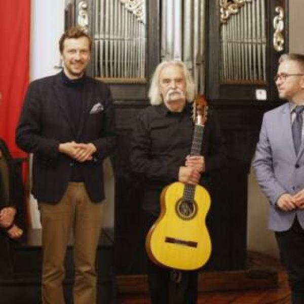 Koncert „POLSKI WRZESIEŃ” podczas Jesiennych Spotkań przy Herbacie